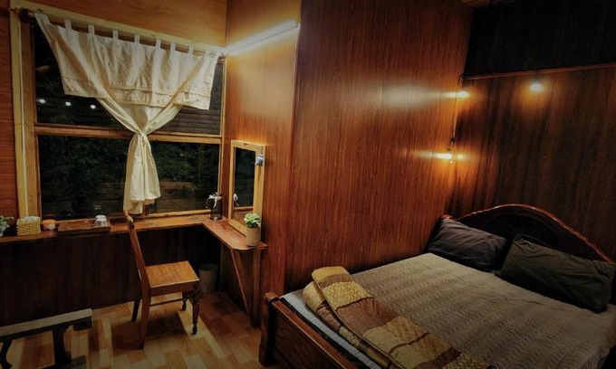 Phuong 10 Cabina | Tiệm cà phê trong rừng mimosa