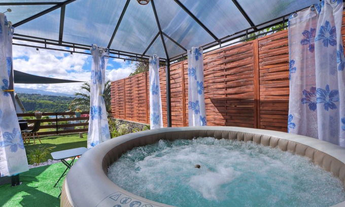 Ravine des Citrons Casa | Ti kaz' bourbon vanille - Vue montagne, jacuzzi