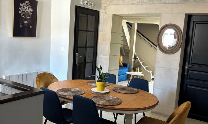 Centre Ville Casa | TI ST BARTH - Ideal home for telecommuters and professionals Niort 2-bedroom house