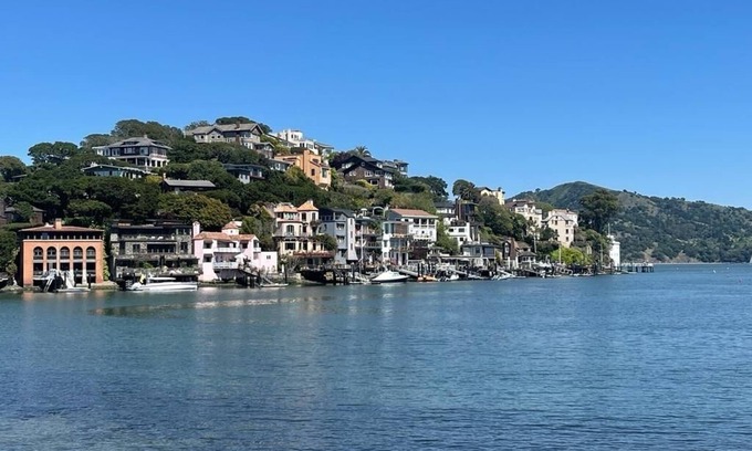 Belvedere Tiburon Casa | Tiburon California Beautiful home near SFO remodeled, great weather best locatio