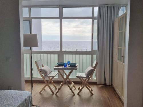 Tacoronte Apartamento | Tide's Embrace & Natural Pool