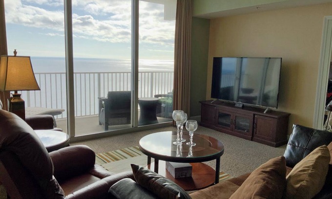 Panama City Beach Complejo | Tidewater 2715, Stunning 27th Floor! Beach Chairs included, Gulf Front 1 Bedroom