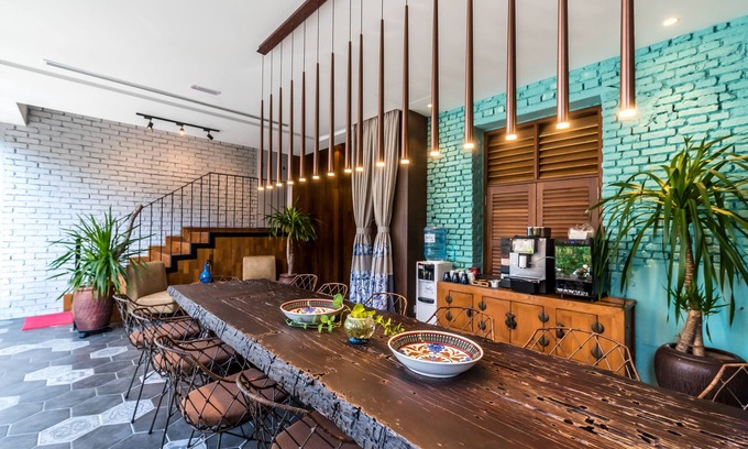 Downtown George Town Hotel | Tien Terrace