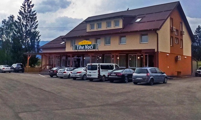 Pale Hotel | Tihe Noci Motel