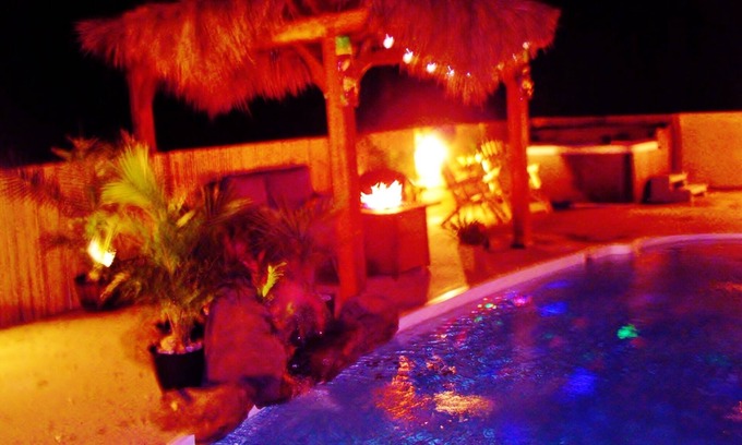 Corolla Village Casa | TIKI POOL & SPA! VISTAS AL FARO, AL MAR, UBICACIÓN! KAYAK, CLUB CAR, FIREPIT