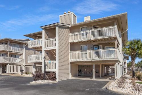 Cordesville Apartamento | Tilghman Lakes D4 condo
