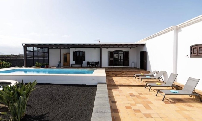 Tahiche Villa | Casa TIMANFAYA