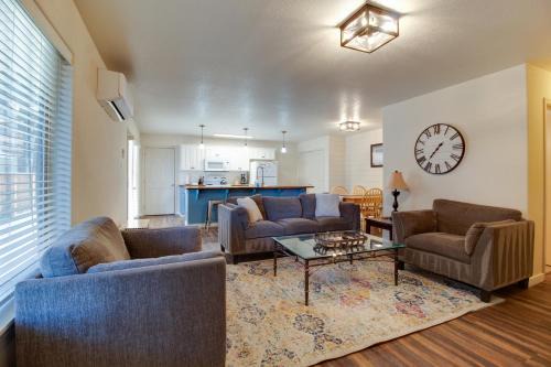 Sisters Casa | Timber Creek Escape