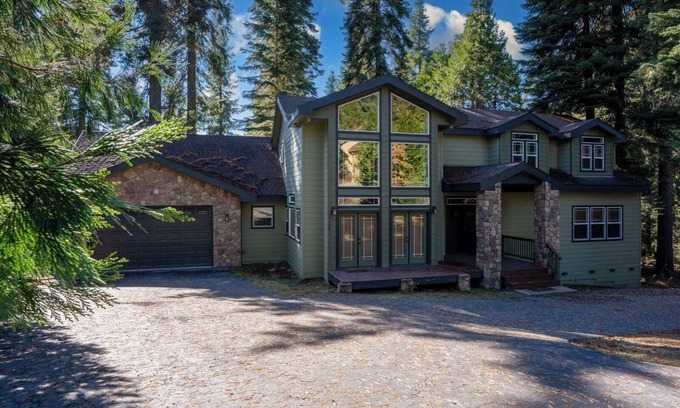 Shaver Lake Casa | Timber Lodge | 5 Min to Shaver Lake!