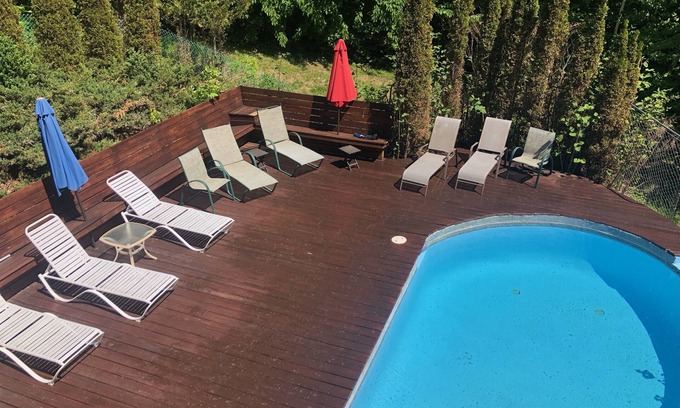 Sunday River Area Casa | Timber Ridge Lodge Home en Sunday River con piscina, cine en casa