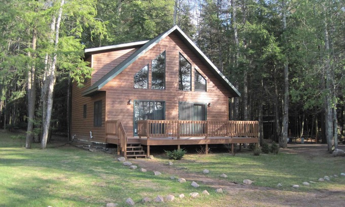 Three Lakes Cabina | Timber Wolf Lodge en Three Lakes