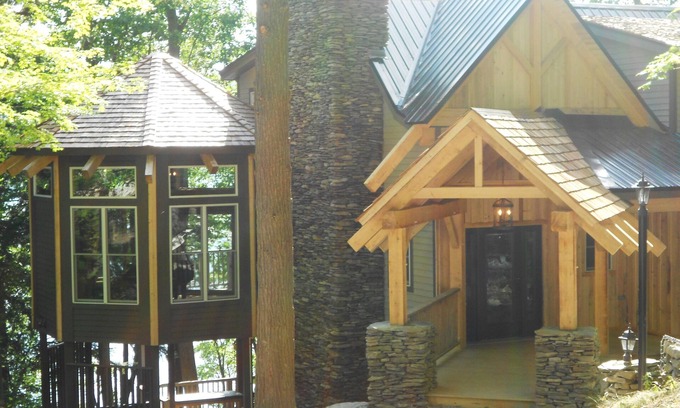 Skaneateles Cabina | Timberframe Spa Lodge en el bosque en el lago Skaneateles, NY