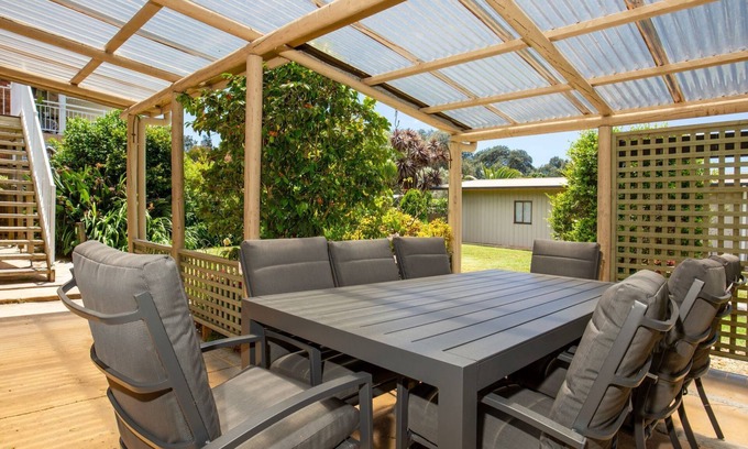 Culburra Beach Casa | Time and Tide - Pet Friendly - 1 Min Walk to Beach