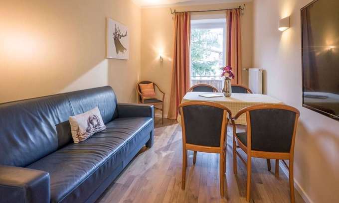 Landl Apartamento | Time out in Thierseetal: Cozy holiday apartment 2 in Tyrol - family paradise MoNi