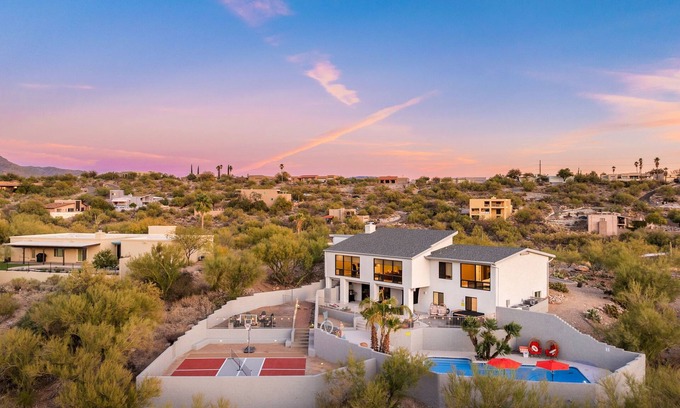 Cimarron Foothills Estates Casa | Time-Out in Tucson! Heated Pool / Hot Tub / Game Room / Fire Pit / Pickleball