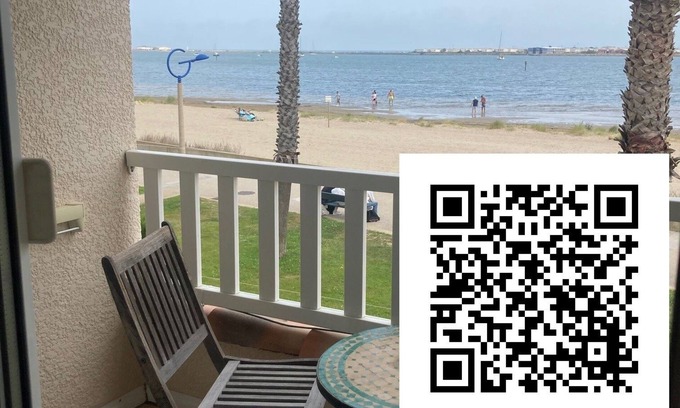 Gruissan Casa | Time out on the beach with a wide range of leisure activities.