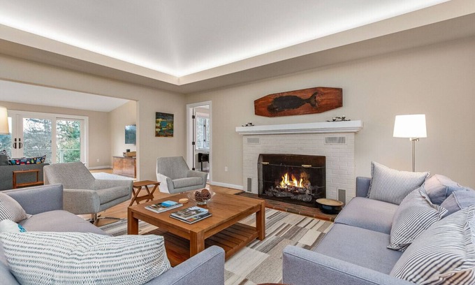 Boothbay Harbor Casa | Timeless charm of Juniper Garden, where the past and present collide in perfect harmony