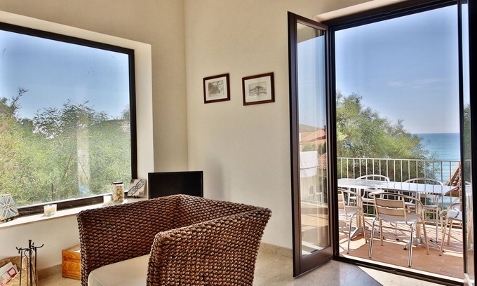 Sciacca Apartamento | TIMO-80 metros de la playa por KlabHouse