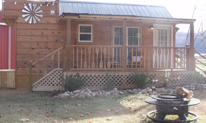 Elizabethton Cabina | Tiny Cabin on Watauga River in Elizabethton TN 1000 feet of private river front!