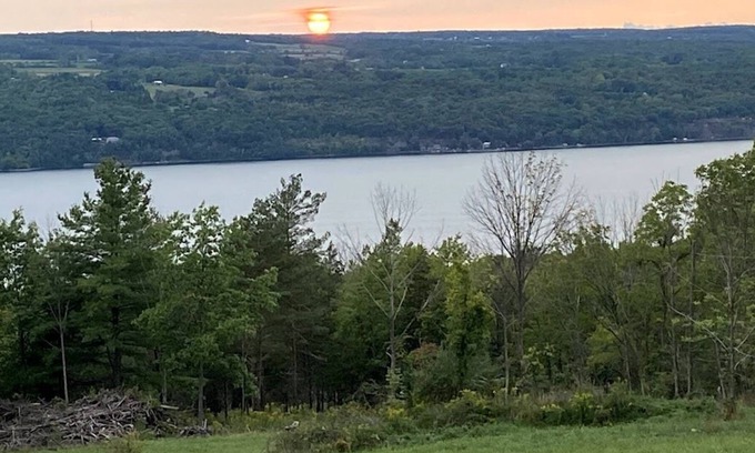 Burdett Casa | Tiny Cabin with Seneca Lake Views