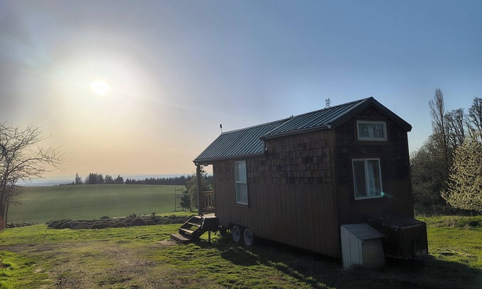 Silverton Cabina | "Tiny Home" at Buena Vista Lavender Farm with private porch and a stunning view