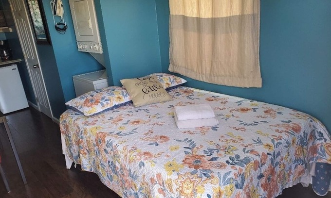Stockton Cabaña | Tiny Home Experience