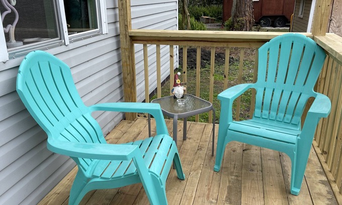 Jacksonville Apartamento | Tiny home for 2 with Flamingo theme EV Chging L1&2