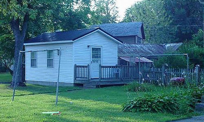 Swengel Cabaña | Tiny House Hideaway en Millmont, PA