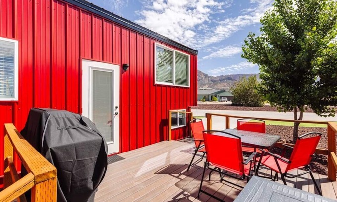 Apple Valley Apartamento | Tiny Home paradise with hottub