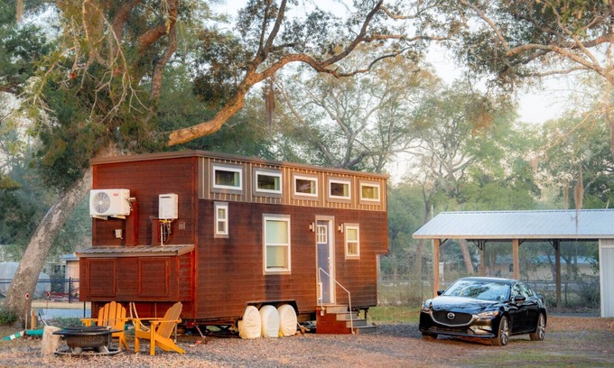 Fort Walton Beach - Destin Casa | Tiny Home w Great Bay Views Pets Near Eglin Beach