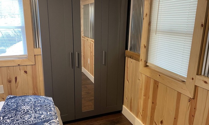New Pekin Casa | Tiny Home with loft