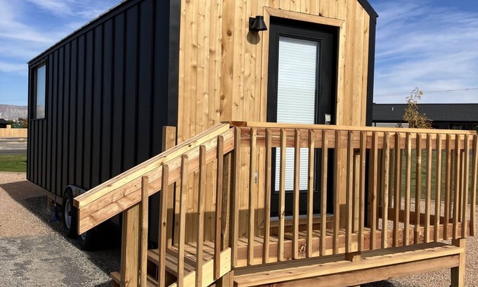Grand Junction Casa | Tiny home with one queen bed on main floor.