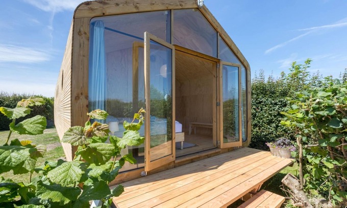 Municipality of Veere Casa | Tiny Wrap-around House on the Edge of Beach