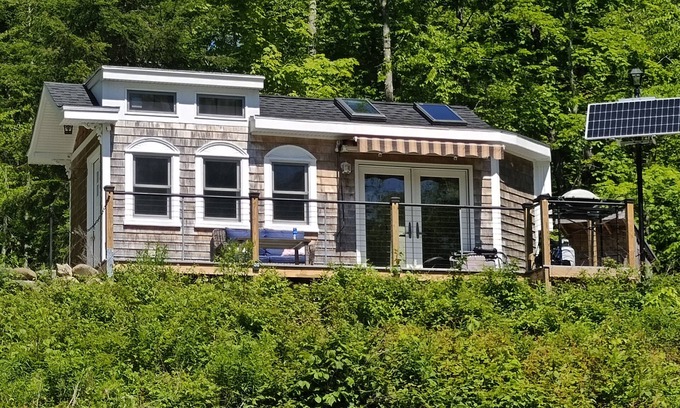 Lower Waterford Cabaña | Tiny House Nature Retreat