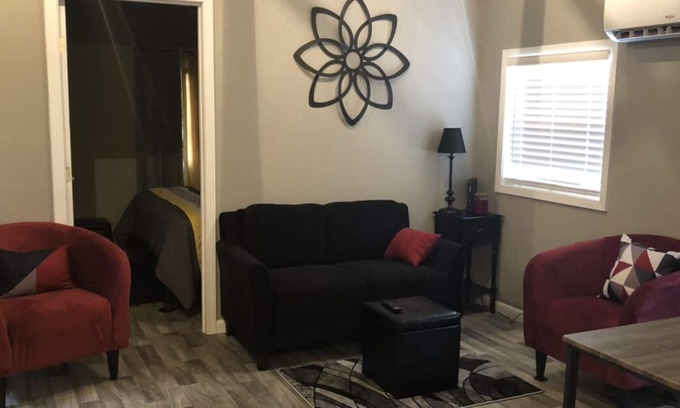 Crossett Casa | Tiny House No Cleaning Fee NO SMOKING NO ANIMALS