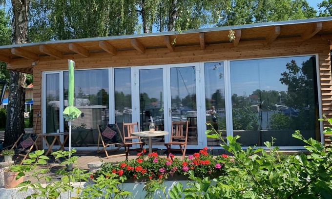 Wilhelmstadt Cabina | Tiny House oder Ferienwohnung auf der Sunset Marina