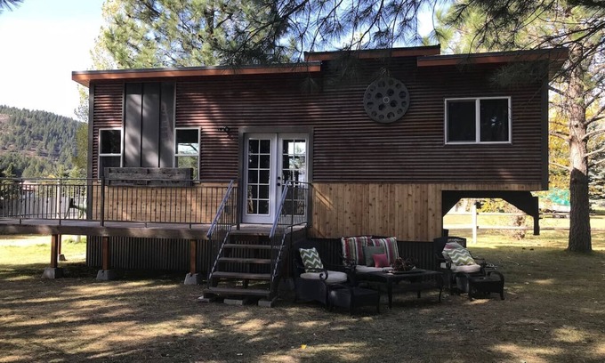Palisades Casa | Tiny House -Valley Village