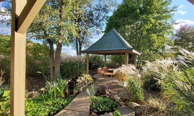South Bend Casa | Tip of the Peninsula Lake House Retreat
