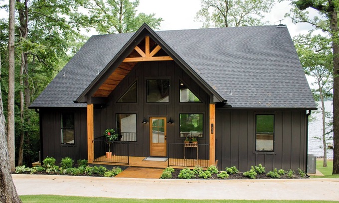 Farmerville Cabina | "Tipi" Cabin is a newly built, elevated rustic home on Lake D'arbonne!