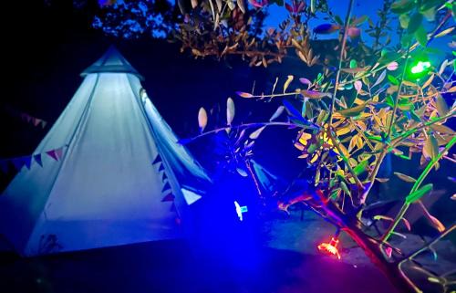 Luceram Otro | Tipi sous les étoiles option petit déjeuner et dîner