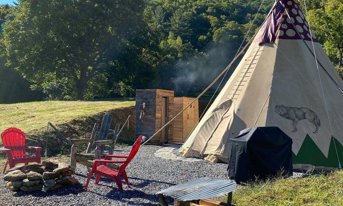 Cullowhee Alquiler De RV | Tipi Tranquility-Glamping at it's best