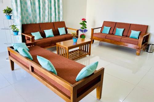 Tirupati Apartamento | Tirupati Homestay-Free Break fast- Ragunatha Resorts - 3BHK AC Apartments - Flyover to Alipiri gate - WiFi - Android TV - - Easy access to visit all Temples