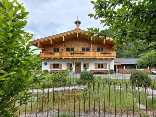 Kirchdorf in Tirol Apartamento | Tischlerhof