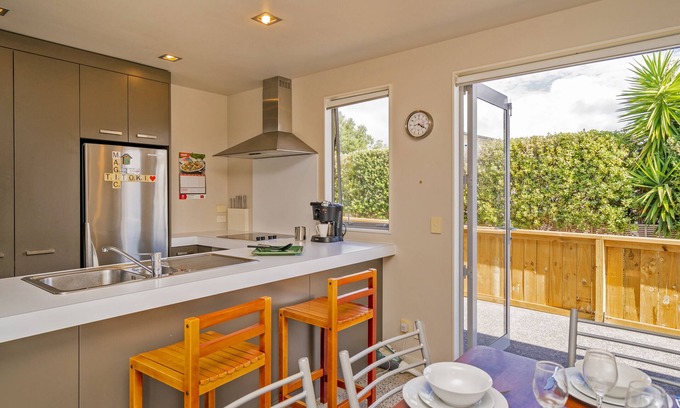 Matarangi Cabaña | Titoki Magic - Matarangi Holiday Home