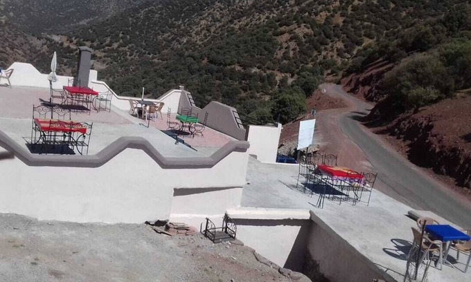 Aghbar Cama Y Desayuno | Tizi n test La Haute Vue 2100m