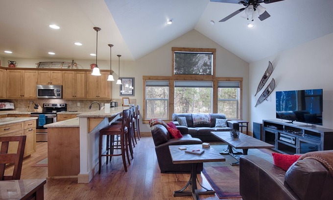 McCall Casa | TJ's Mountain Haus: Hot Tub, Air Conditioning, Pet Friendly