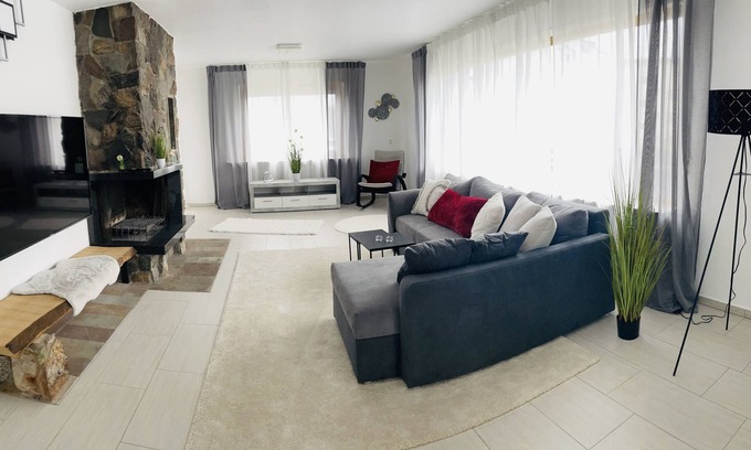Kaiserslautern Apartamento | TLA /tlf Geräumiges Voll Ausgestattetes Apartment