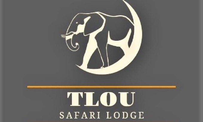 Kasane Cabina | Tlou Safari Lodge