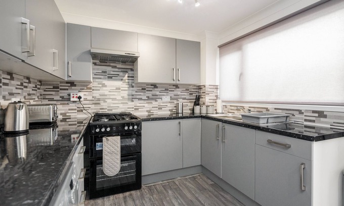 Tilbury Casa | TMS Lovely 3 Bed House-Tilbury-Free parking