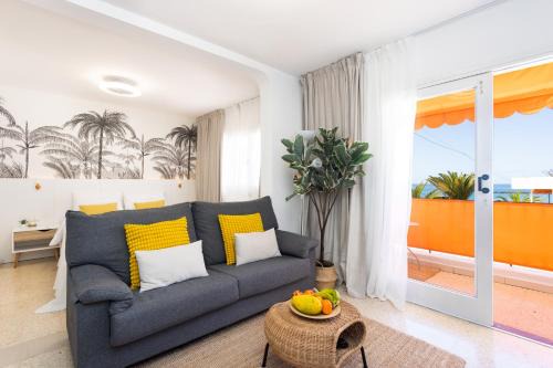 Arona Apartamento | TMS Veramar2, Seafront, AC, Pool & Parking